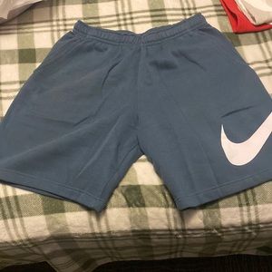 L blue mens nike shorts